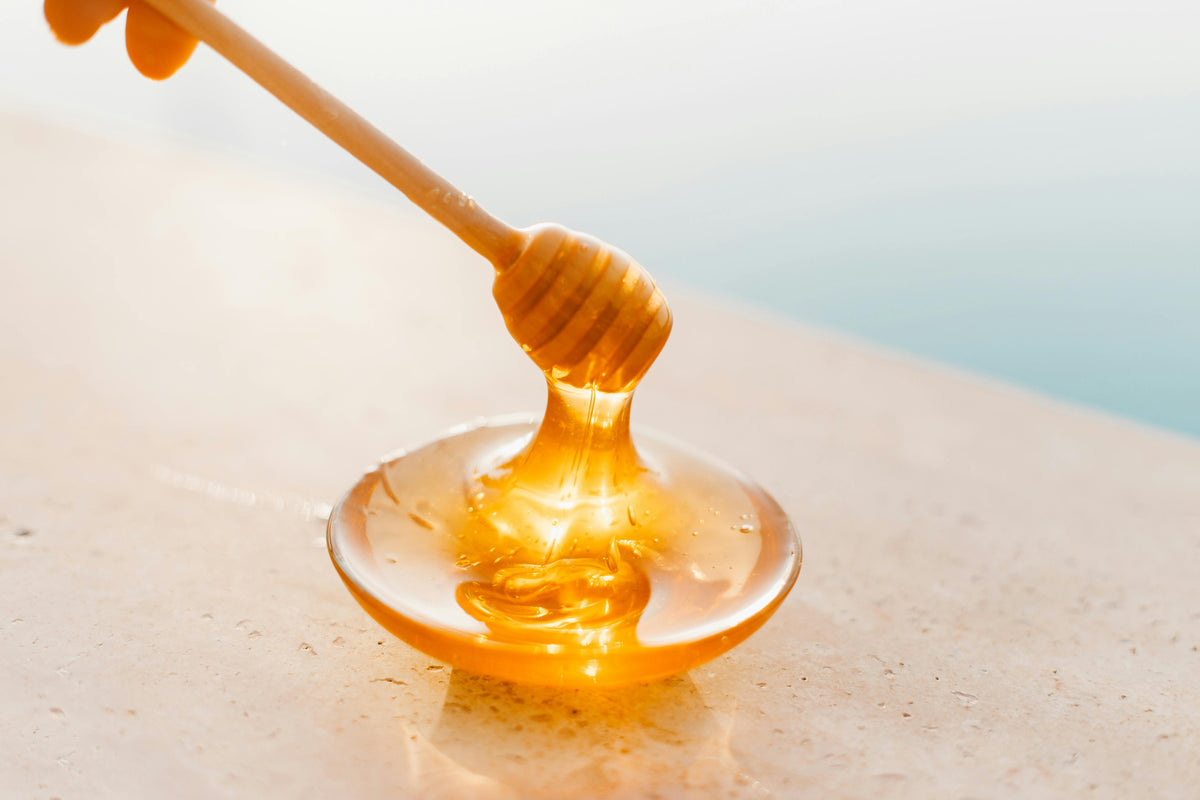 Cristallizzazione naturale del miele come indicatore di qualità e fioritura