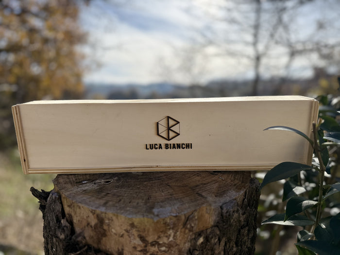 Favo di miele monoflorale con cera naturale in cassettina di legno - vista alternativa